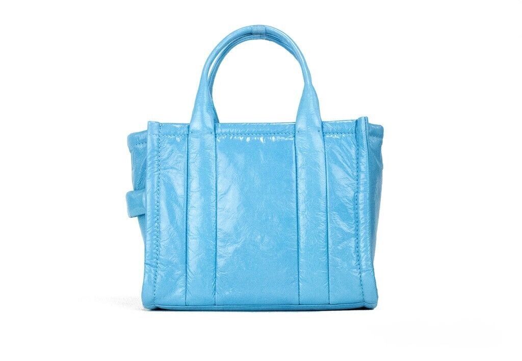 Torebka Mini Tote Air Blue ze skóry licowej w kolorze błyszczącego Crinkle