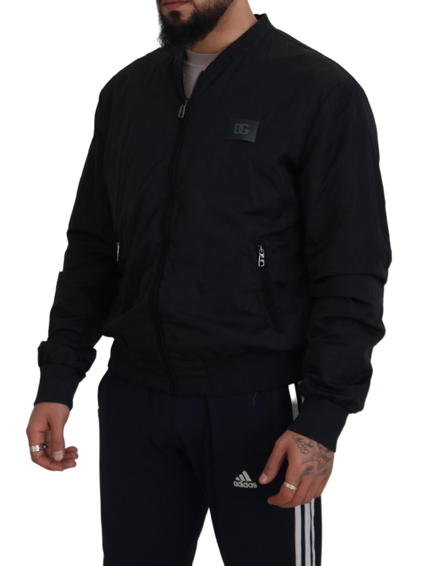 Elegancka czarna kurtka typu bomber